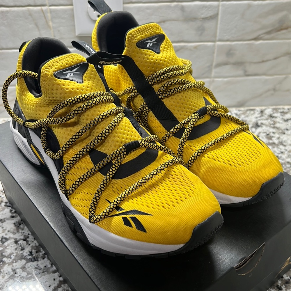 Reebok mens sneakers